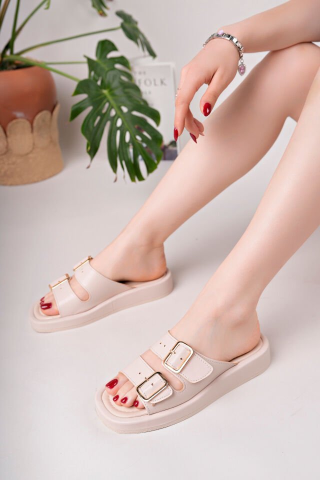 Kadın Günlük Tokalı Şık Terlik Farelle Bej - 39