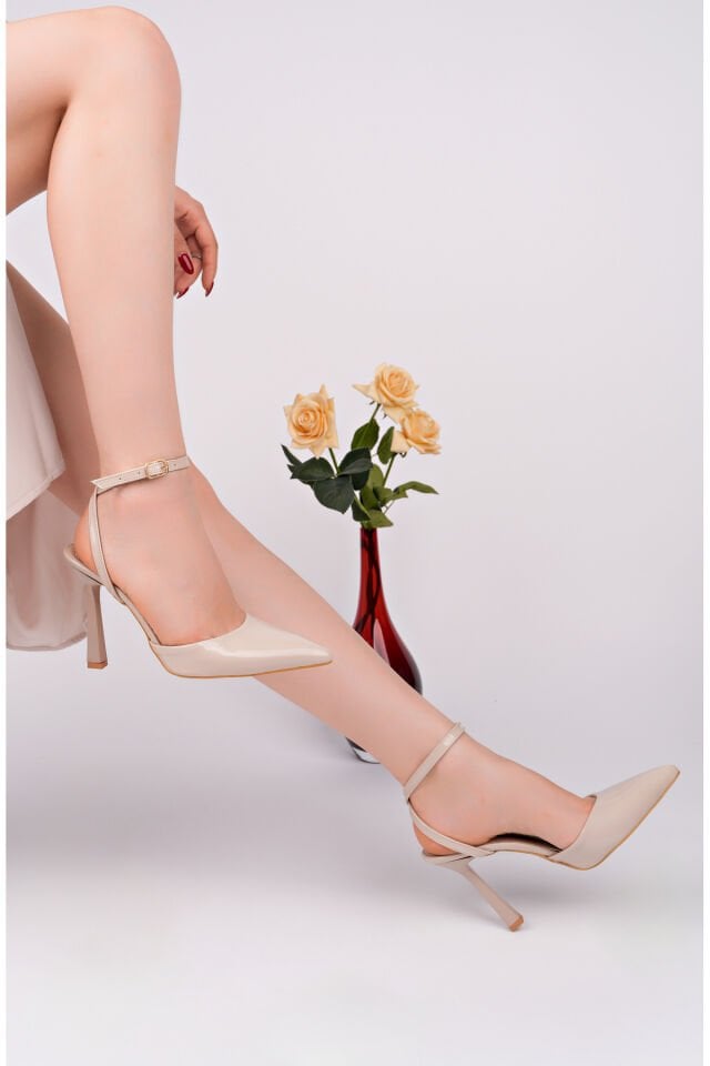 Rugan Kadın Günlük Şık Topuklu Ayakkabı Bej - 40