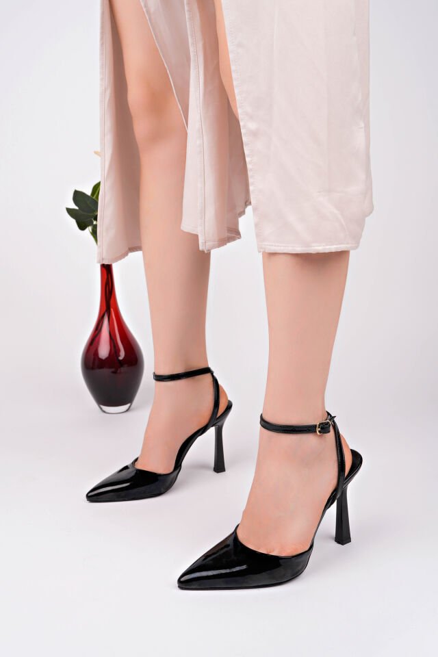 Rugan Kadın Günlük Şık Topuklu Ayakkabı Siyah - 38