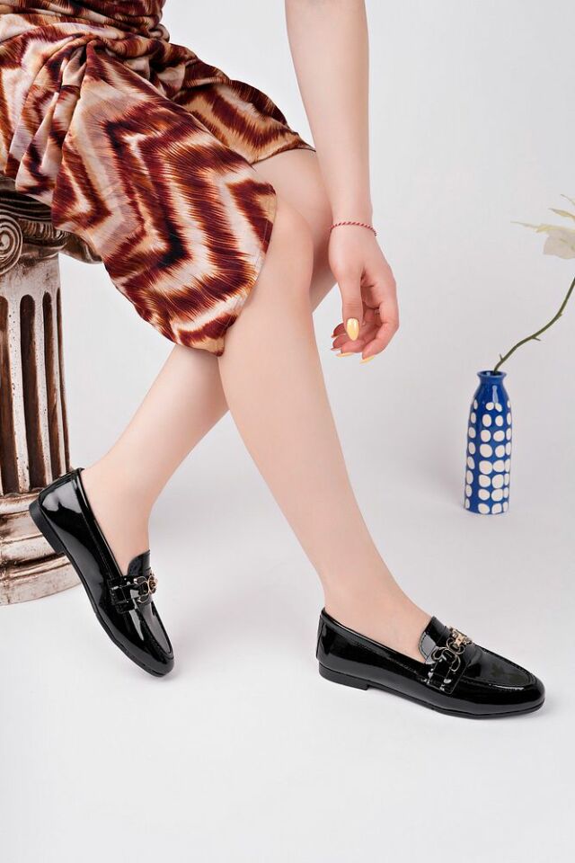 Babet Toka Detaylı Günlük Ayakkabı Yelira