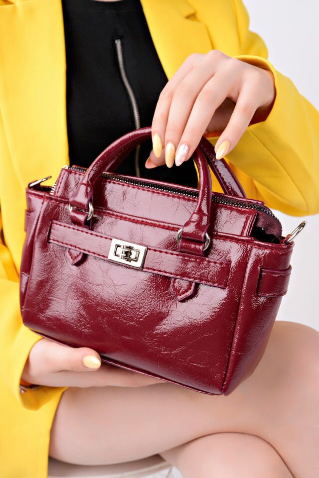 Kadın Rugan Detaylı Çift Askılı Çanta