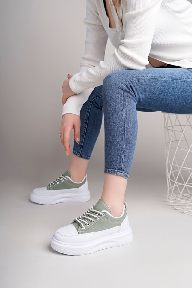 Kadın Yüksek Taban Dama Desenli Günlük Ayakkabı