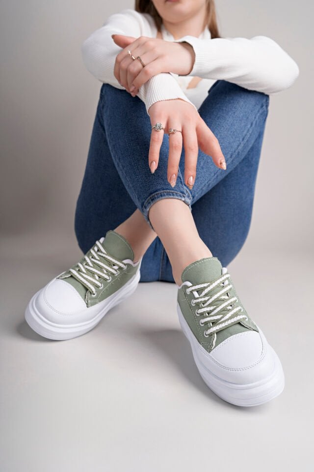 Kadın Yüksek Taban Dama Desenli Günlük Ayakkabı