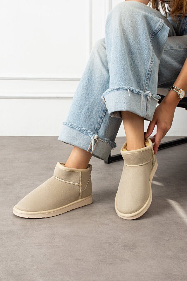 Kadın Mini Taban Süet İçi Kürklü Şık Günlük Bot Fernanda Bej - 39