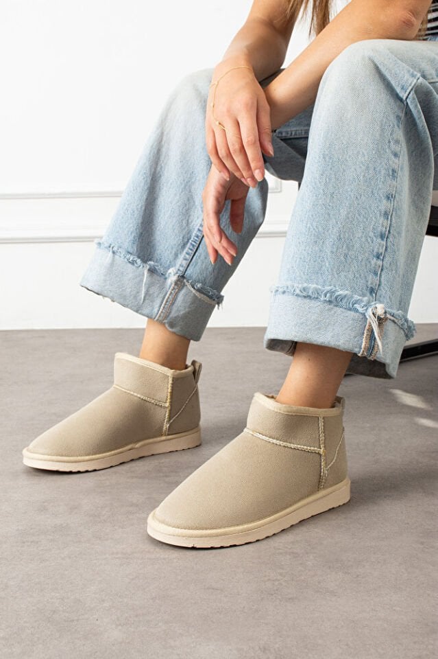 Kadın Mini Taban Süet İçi Kürklü Şık Günlük Bot Fernanda Bej - 40