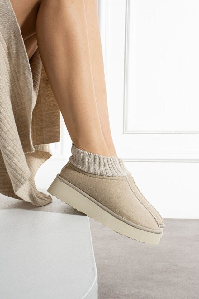 Kadın Triko Boğazlı Kalın Taban Süet İçi Kürklü Şık Günlük Bot Eduarda