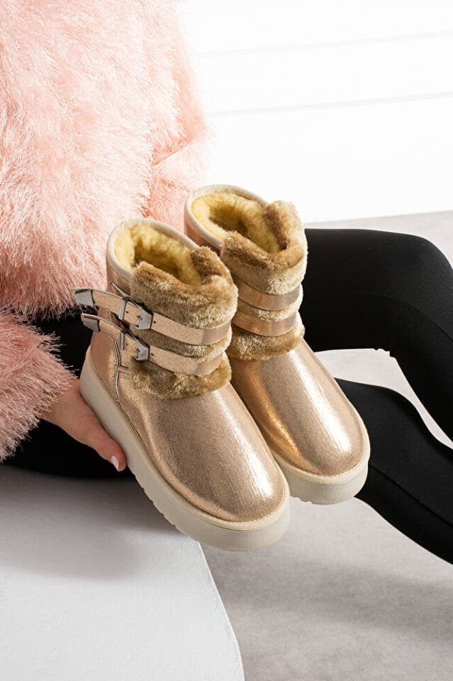 Kadın Şık Günlük Bot Bruna