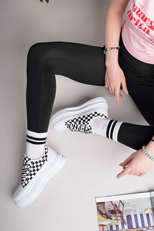 Kadın Yüksek Taban Dama Desenli Günlük Ayakkabı Beyaz Siyah - 40