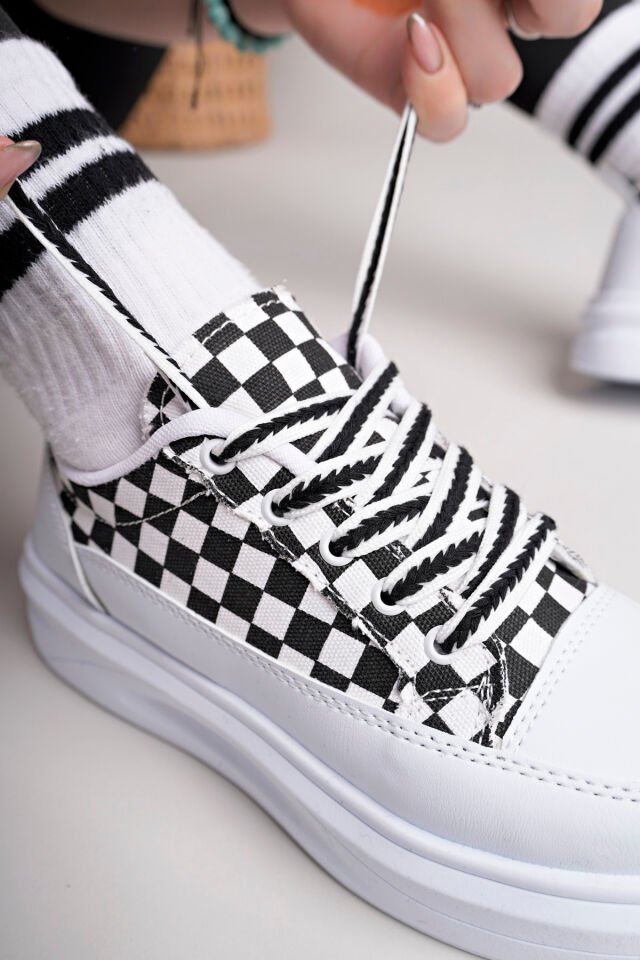 Kadın Yüksek Taban Dama Desenli Günlük Ayakkabı Beyaz Siyah - 40