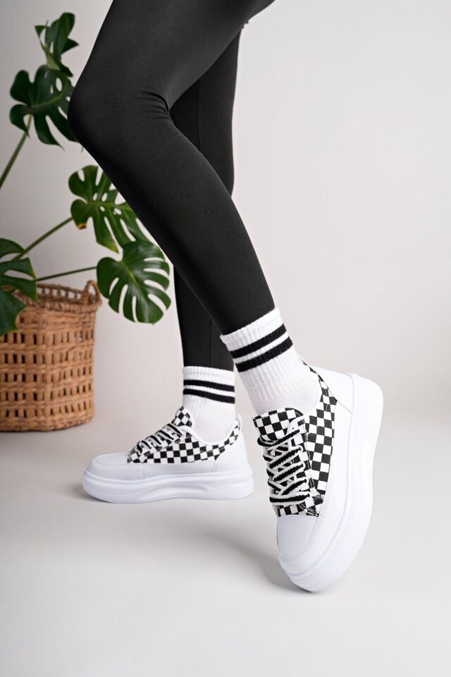 Kadın Yüksek Taban Dama Desenli Günlük Ayakkabı Beyaz Siyah - 37