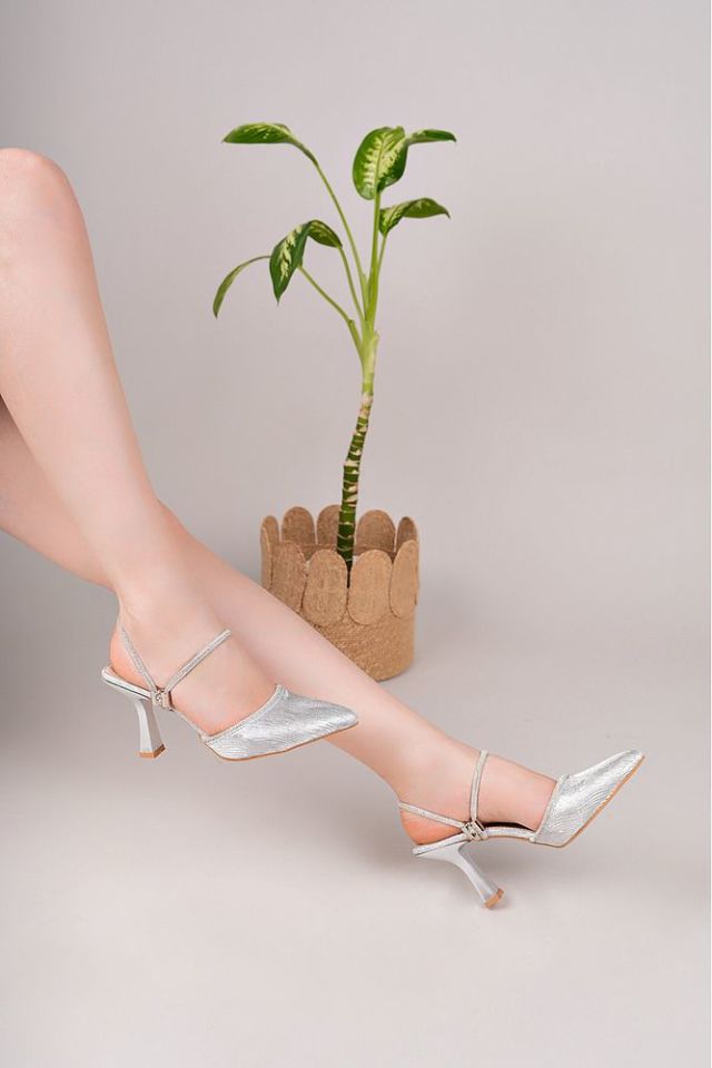 Sim Desenli Sivri Burun Topuklu Ayakkabı Aralya Gümüş - 39