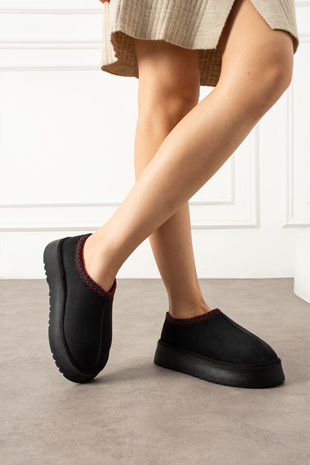 Kadın Günlük Terlik Model Bot