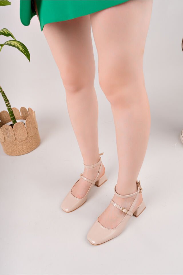 Rugan Kadın Kare Küt Burunlu Topuklu Ayakkabı Yalena Bej - 37