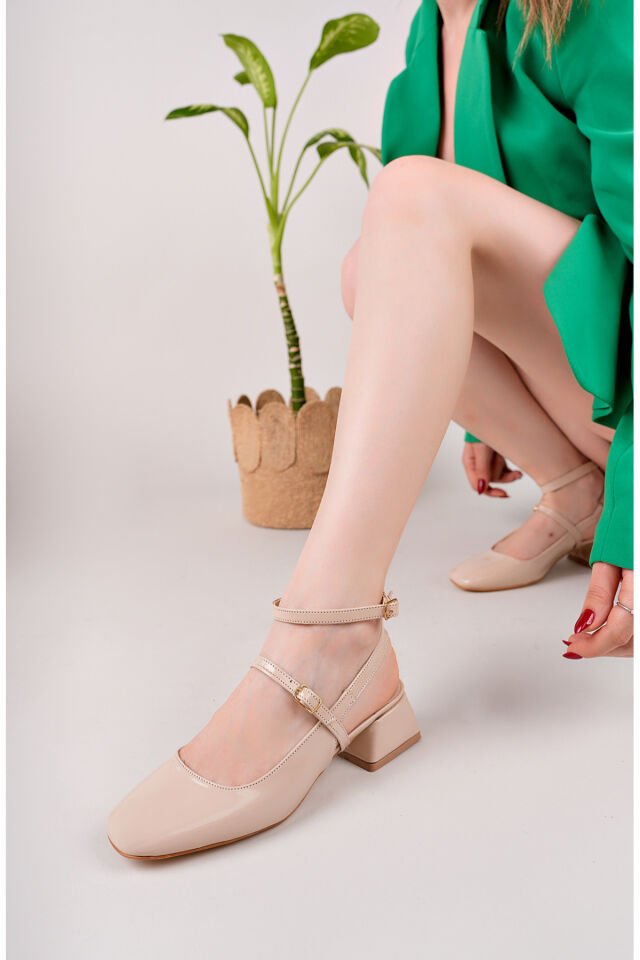 Rugan Kadın Kare Küt Burunlu Topuklu Ayakkabı Yalena Bej - 40